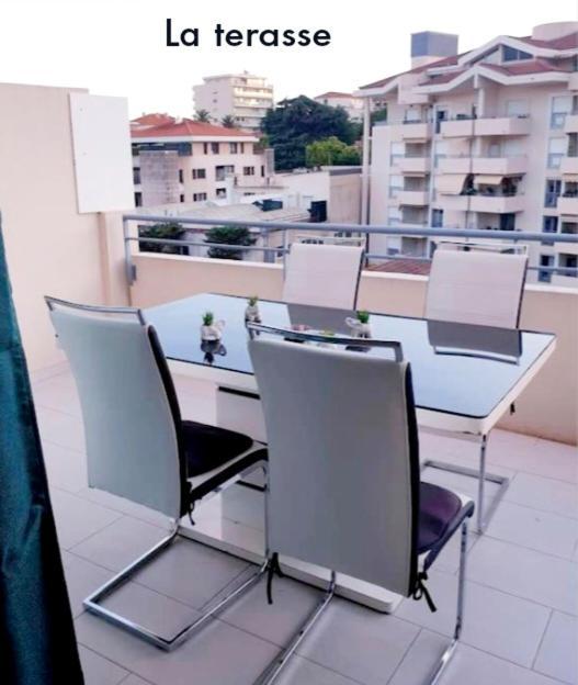 Superbe Appartement A Deux Pas Du Centre Ville Cannes Exteriör bild